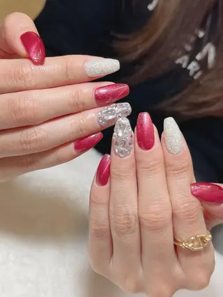 ネイル Flowerネイルサロン所属・. yukiのネイルデザイン