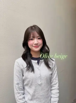 セミロング aoi /ニュアンス /透明感カラーのヘアスタイル