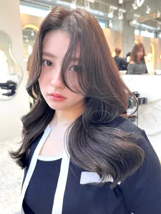 セミロング カラー 新宿/韓国レイヤー 髪質改善カラー/角所のヘアスタイル