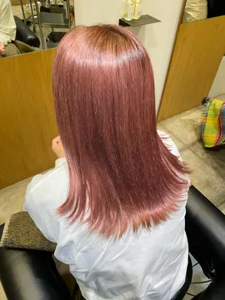 セミロング カラー ENIF ヤマグチアツコのヘアスタイル