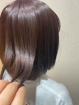 ショート カラー 芝田  望優のヘアスタイル