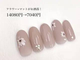 ネイル ネイルR新百合ヶ丘店所属・ネイルR 新百合ヶ丘のネイルデザイン