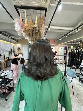 セミロング カラー YOFA hair所属・🦍YOFAhair 川西店 みゆう🦍のヘアスタイル