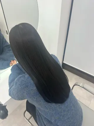 ロング 市川 栖々子のヘアスタイル