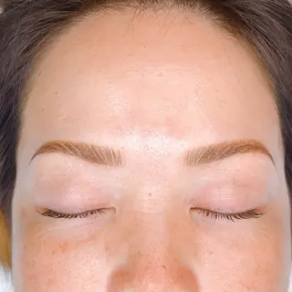 アイブロウ Feather MAIのマツエク・マツパデザイン