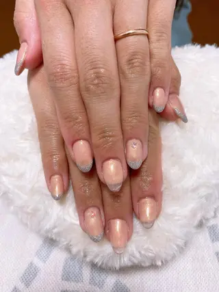 ネイル The Best Beauty受付担当のヘアスタイル