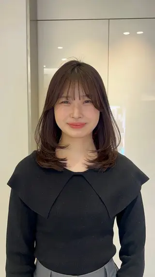 ミディアム 顔周り/透明感/銀座 🩵りのせのヘアスタイル