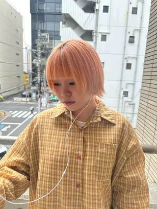 ショート ハイトーン🫀 デザイン🪐yumeのヘアスタイル