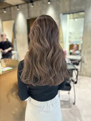 ロング カラー 美髪矯正/ハイトーン 🪸🩰ヒナコのヘアスタイル