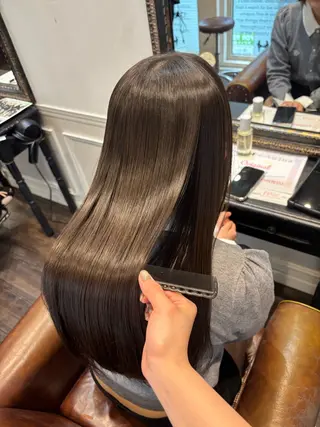 ロング shiomiH/ HARUKAのヘアスタイル