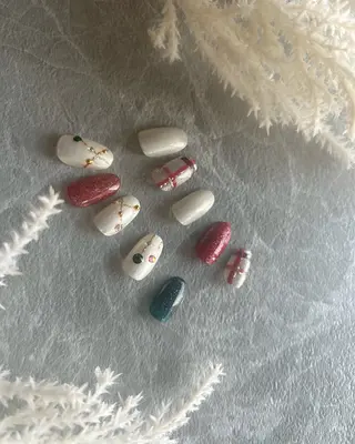 ネイル Lilvera所属・中村 春菜のネイルデザイン