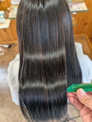 ロング 田中 美沙のヘアスタイル