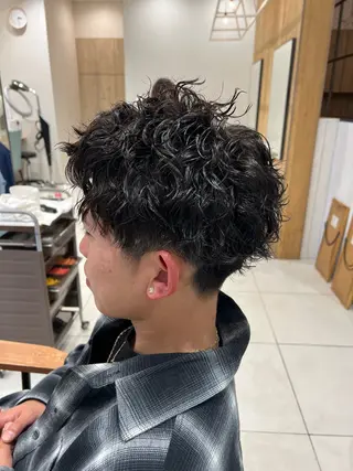 メンズ レディースショート／ メンズ特化タケシ🍔のヘアスタイル