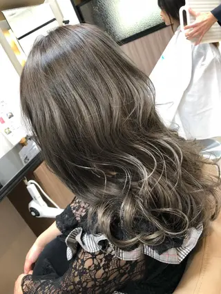 ロング カラー 船戸 靖子のヘアスタイル