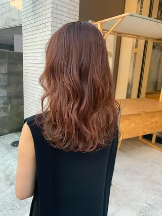 ミディアム カラー hair make DAISY LOTUS所属・MAYU🪡 透明感カラー/耳ツボのヘアスタイル