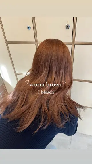 カラー 山口 愛結のヘアスタイル