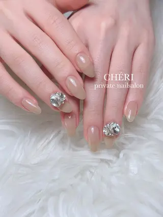 ネイル CHÉRI .のネイルデザイン