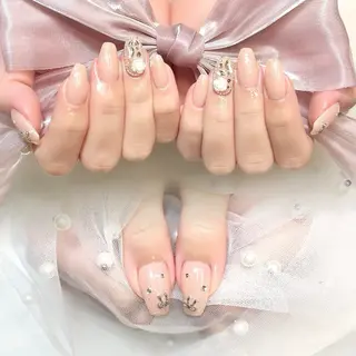 ネイル Fam-er赤坂店所属・Fam-er Akiのネイルデザイン