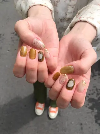 ネイル May.by charmeのネイルデザイン