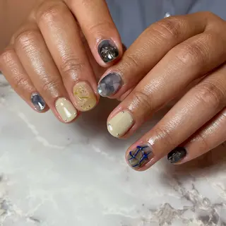 ネイル Ami 🦥のネイルデザイン