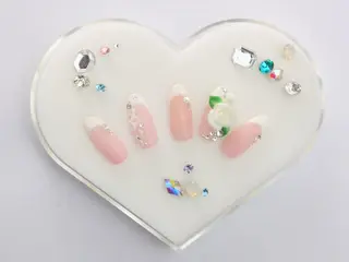 ネイル 石原 夕華のネイルデザイン