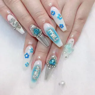 ネイル Merry Kingのネイルデザイン