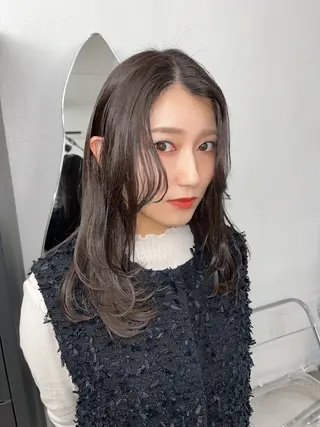 セミロング カラー JIL BLAN 京都所属・RU RIのヘアスタイル