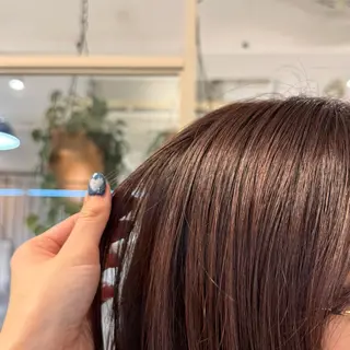 ミディアム カラー Lomalia もえかのヘアスタイル