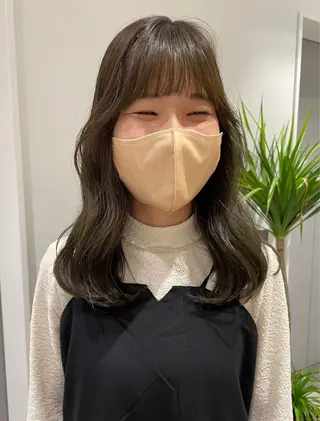 セミロング カラー ベージュ🤎透明感 カラー🤎anriのヘアスタイル