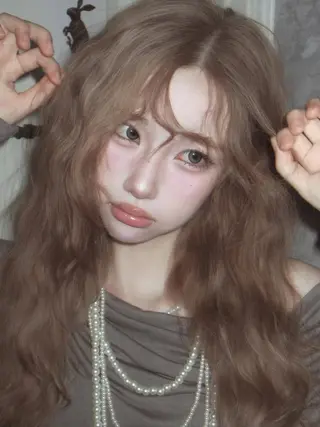 ロング 縮毛👱🏽‍♀️ 🎀海外ハイライトのヘアスタイル