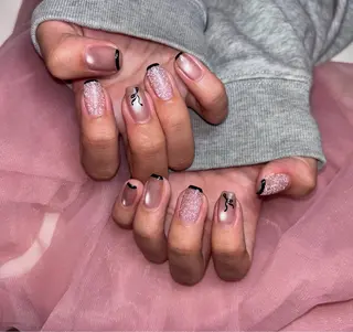 ネイル 𝐁𝐞𝐥𝐥 𝐦𝐞のネイルデザイン