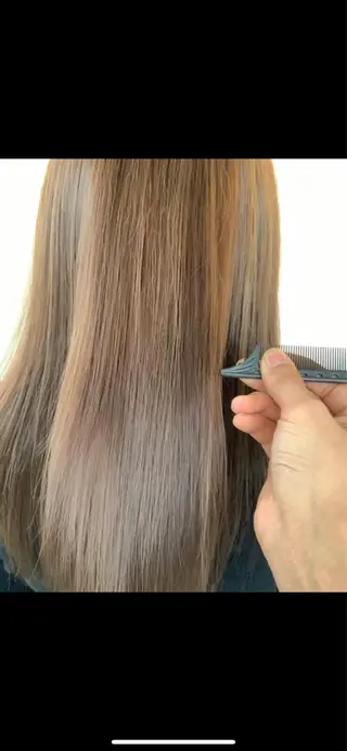 ロング 髪質改善 上品艶感カラーのヘアスタイル