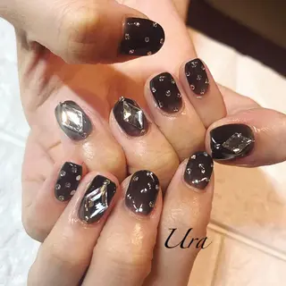 ネイル UrakoNail 《nail》のネイルデザイン