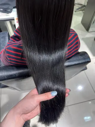 ロング 🧊🪞透明感カラー himeのヘアスタイル