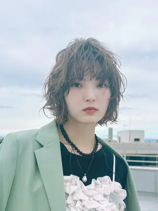 ショート カラー ヘアアレンジ Terve. 梅沢 彩菜美のヘアスタイル