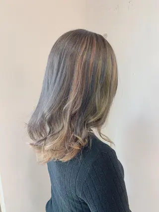 ミディアム カラー 白髪ぼかしハイライト 柳川拓哉のヘアスタイル