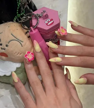 ネイル BERA NAILSのネイルデザイン