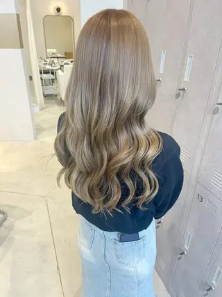 カラー 福島 果音のヘアスタイル