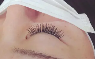 マツエク・マツパ luna所属・【luna】 sakiのマツエク・マツパデザイン