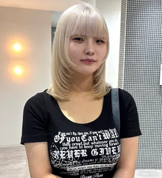 カラー RENO /櫻井 まおのヘアスタイル