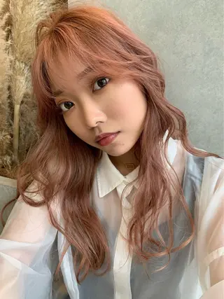 カラー 博多ブリーチ× 透明感/縮毛矯正のヘアスタイル