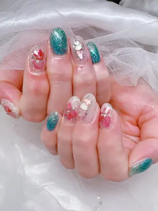 ネイル 高島 夏海のネイルデザイン