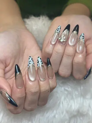 ネイル NIE MoMoのネイルデザイン