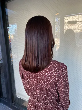 セミロング カラー CLOVER新田辺所属・石賀 早紀のヘアスタイル