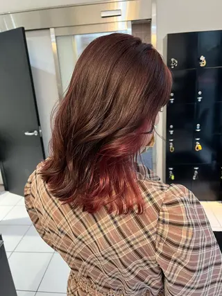 セミロング カラー channel所属・Natsumi ❤︎のヘアスタイル