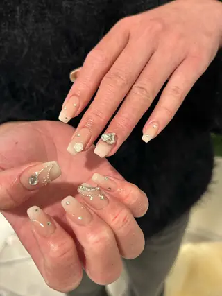 ネイル repos-ルポ-所属・repos yoshitomeのネイルデザイン