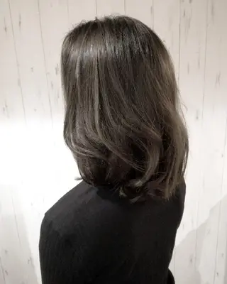 ミディアム カラー 西川 敏夫のヘアスタイル