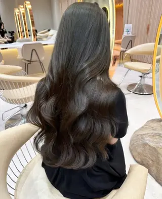 ロング ブリーチなし/ 透明感カラー/松沢のヘアスタイル