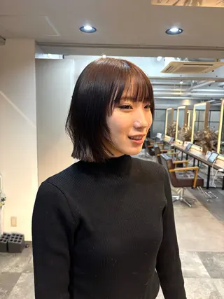 カラー レイヤー✂︎ぷつボブ 艶カラー🤍noaのヘアスタイル