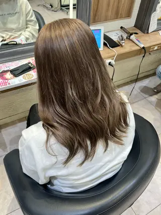 ロング ハイトーン／アレンジ 🩵NANAMIのヘアスタイル